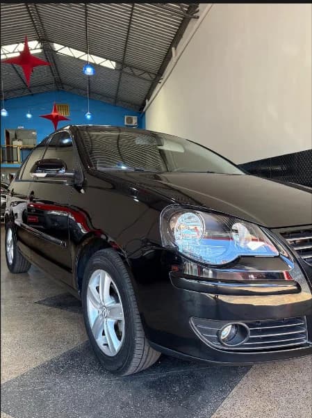 Volkswagen Polo 1.6 Sedan Mi Total Flex 8V 4p - Foto 2