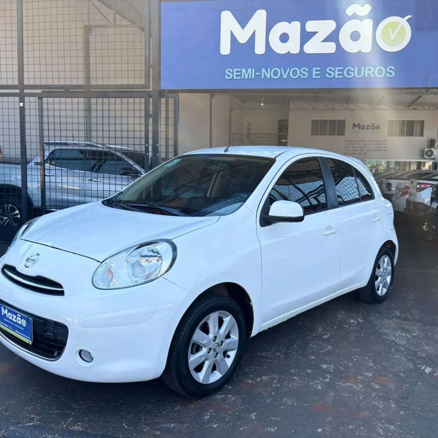 Nissan March 1.0 16V Flex Fuel 5p - Foto 1
