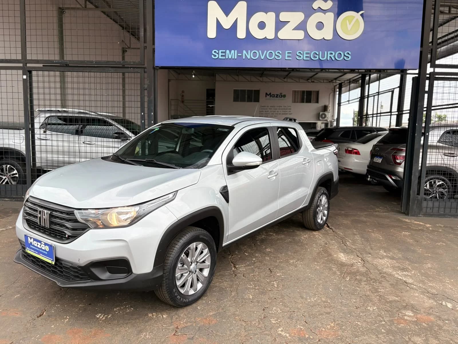 Fiat Strada 1.3 Freedom Flex 8V CD - Foto 1