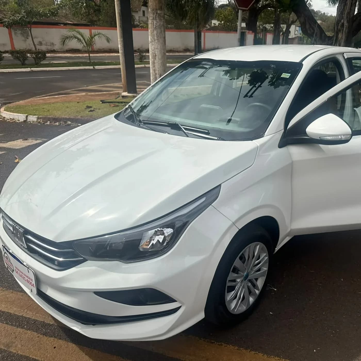 Fiat Cronos 1.3 DRIVE - Foto 1
