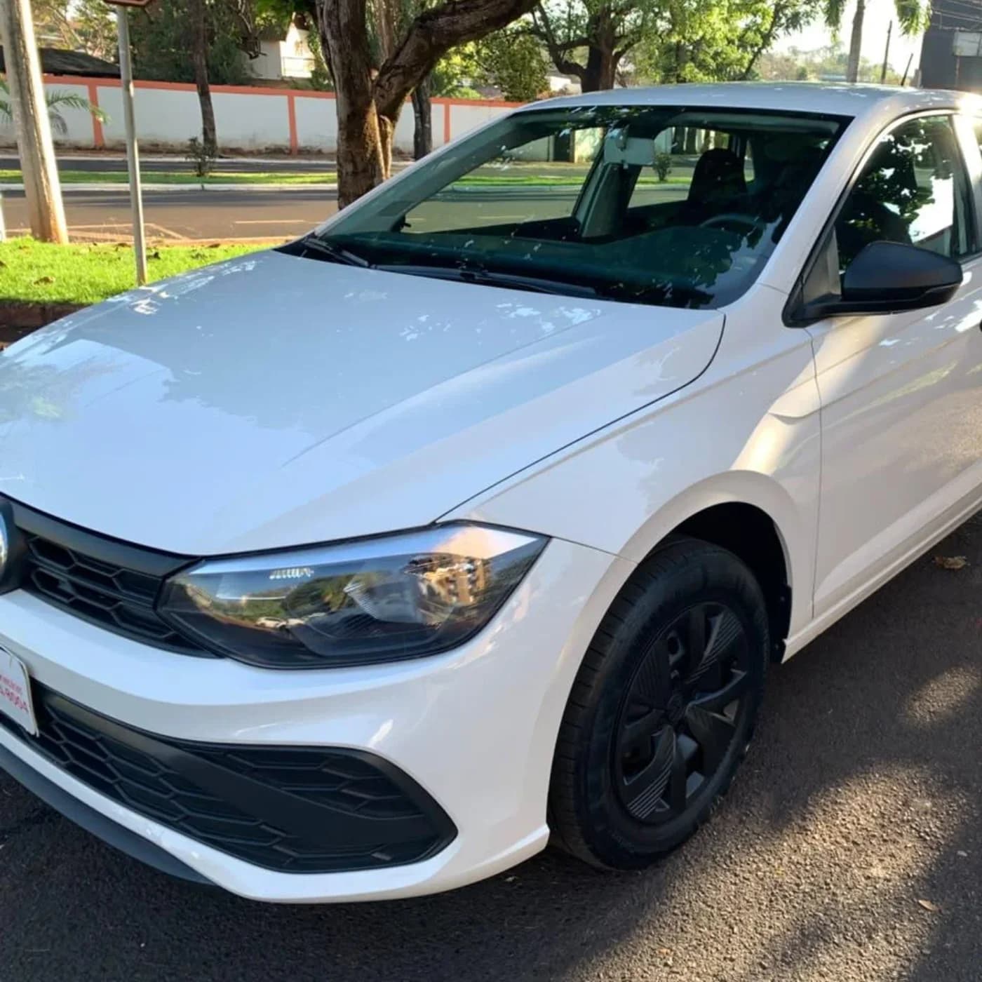 Volkswagen Polo Track 1.0 MPI - Foto 2