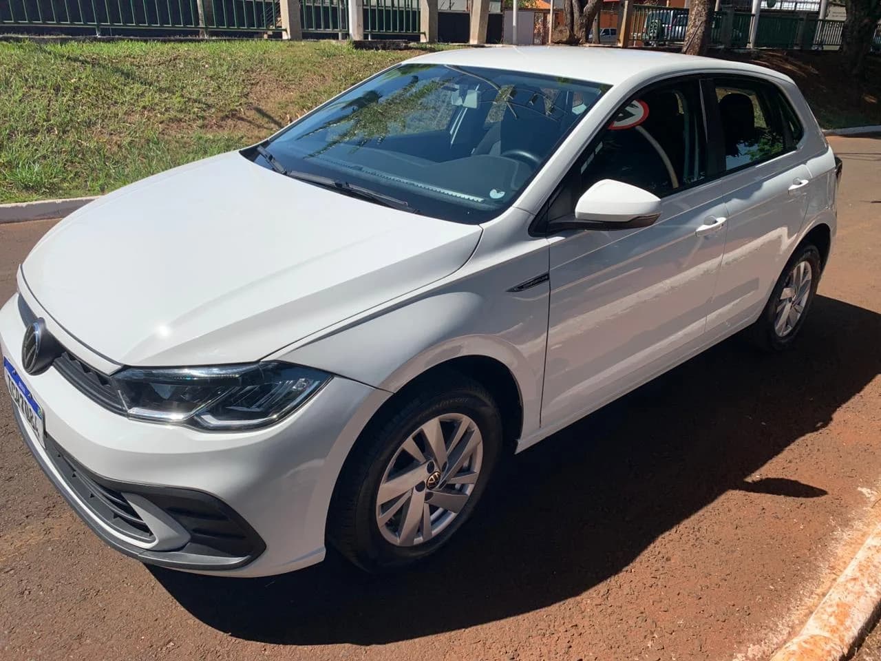 Volkswagen Polo Comfortline - Foto 1